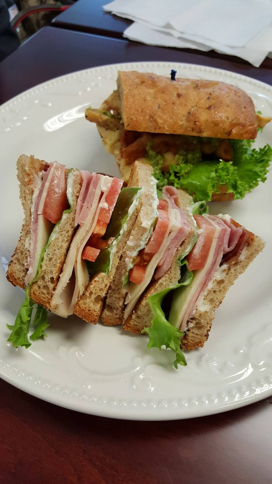 Gallery Cafe at Ballston | restaurant | 1005 N Glebe Rd #150, Arlington, VA 22201, USA | 7035272080 OR +1 703-527-2080