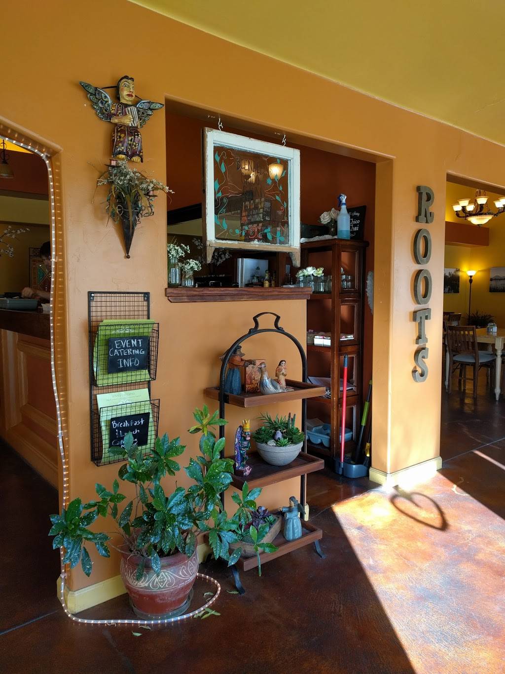 Roots Catering & Restaurant | restaurant | 3221 Esplanade, Chico, CA 95973, USA | 5308914500 OR +1 530-891-4500