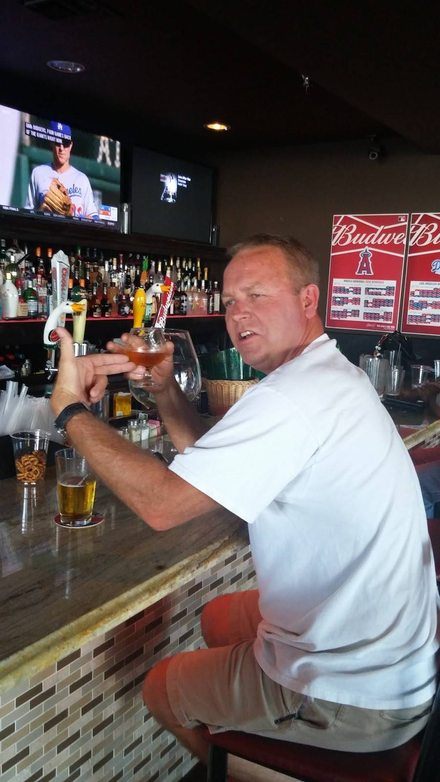 Chinaland | restaurant | 543 S Ventura Rd, Oxnard, CA 93030, USA | 8059856420 OR +1 805-985-6420