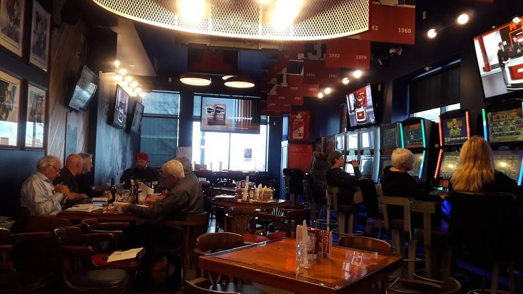 Brasserie Capri | restaurant | 2687 Rue Wellington, Montréal, QC H3K 1X8, Canada | 5149350228 OR +1 514-935-0228