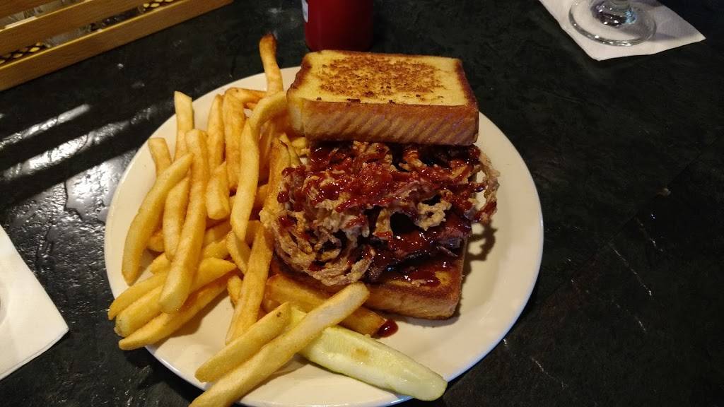 M55 Pour House | restaurant | 5309 W Houghton Lake Dr, Houghton Lake, MI 48629, USA | 9893664131 OR +1 989-366-4131