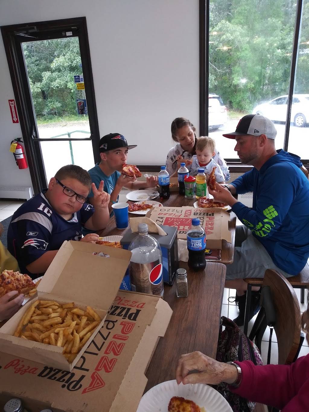 Tolys Pizza | restaurant | 1020 MA-28, South Yarmouth, MA 02664, USA | 5086947724 OR +1 508-694-7724