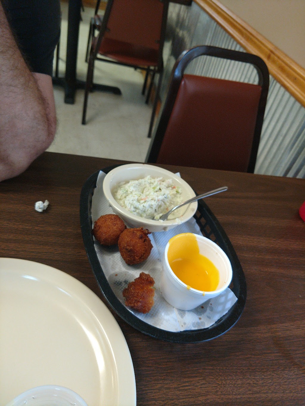 Boondock Eddies | restaurant | 11 County Lake Denham Rd, Waynesboro, MS 39367, USA | 6017353224 OR +1 601-735-3224