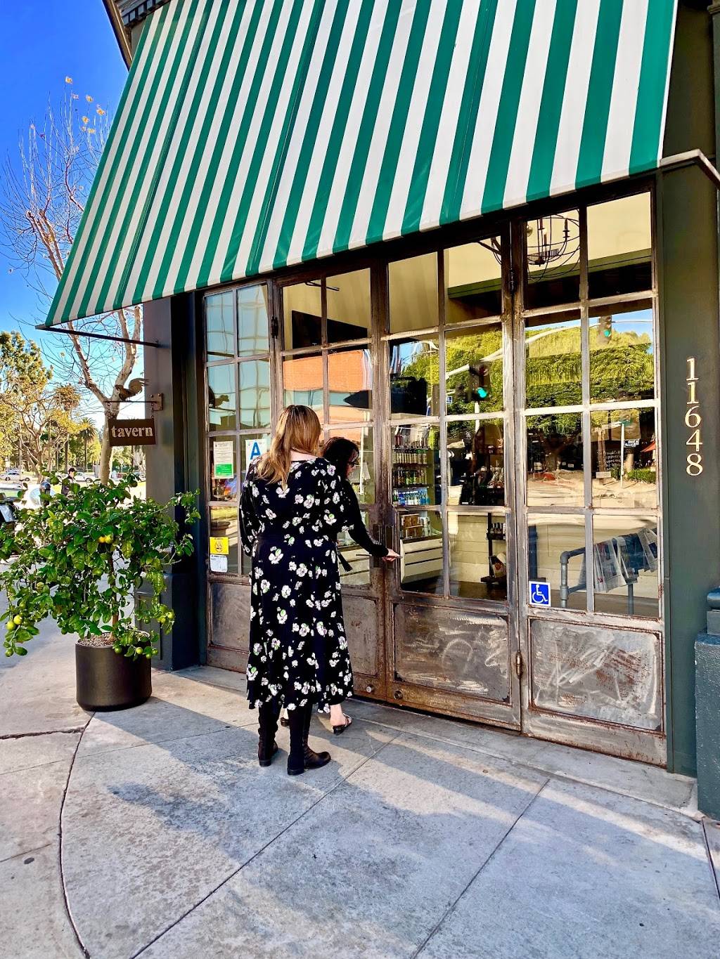 The Larder at Tavern | restaurant | 11648 San Vicente Blvd, Los Angeles, CA 90049, USA | 3108066464 OR +1 310-806-6464