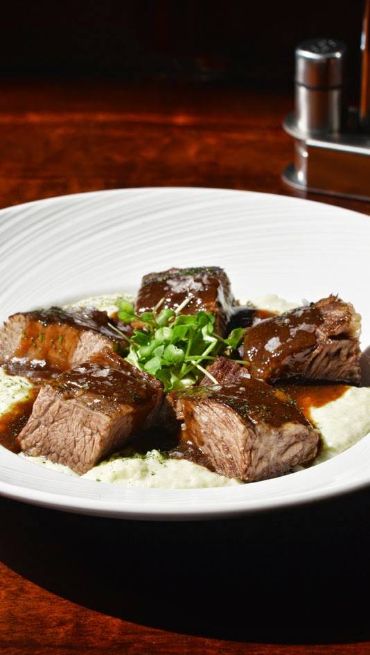 Artisan Restaurant | restaurant | 1 Parkway E, Greenville, SC 29615, USA | 8642970300255 OR +1 864-297-0300 ext. 255