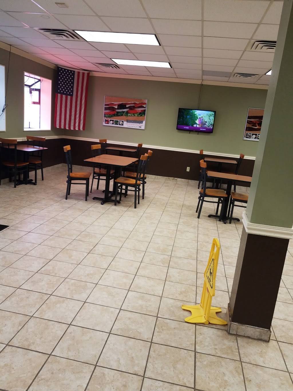 Mr. Hero | meal takeaway | 24932 Aurora Rd, Bedford Heights, OH 44146, USA | 4404394380 OR +1 440-439-4380