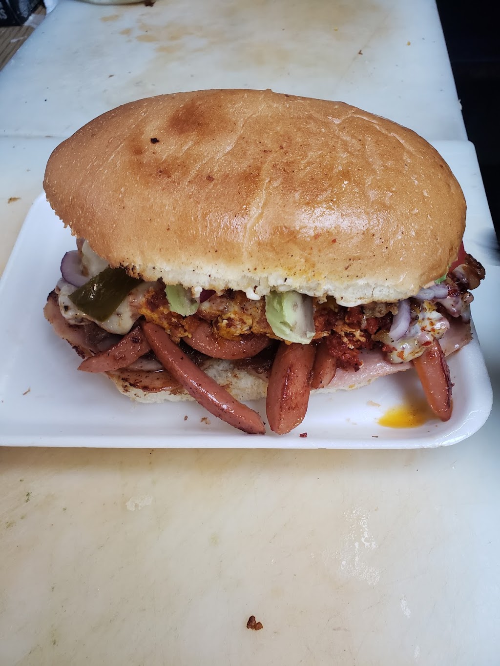 Tacos y Tortas El P. Luche | restaurant | 1745 S Federal Blvd, Denver, CO 80219, USA | 7203857904 OR +1 720-385-7904