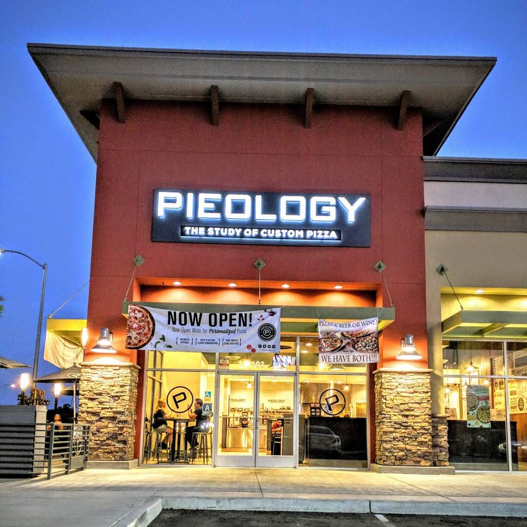 Pieology Pizzeria, Bakersfield, CA | restaurant | SILVER CREEK PLAZA, 6509 Panama Ln, Bakersfield, CA 93313, USA | 6618321612 OR +1 661-832-1612