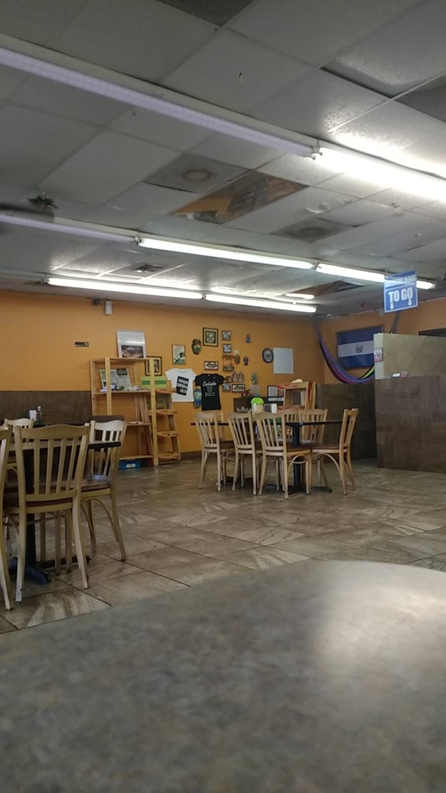 La Pupusa Loca Restaurant | restaurant | 9210 S Texas 6 # C, Houston, TX 77083, USA | 2814980088 OR +1 281-498-0088