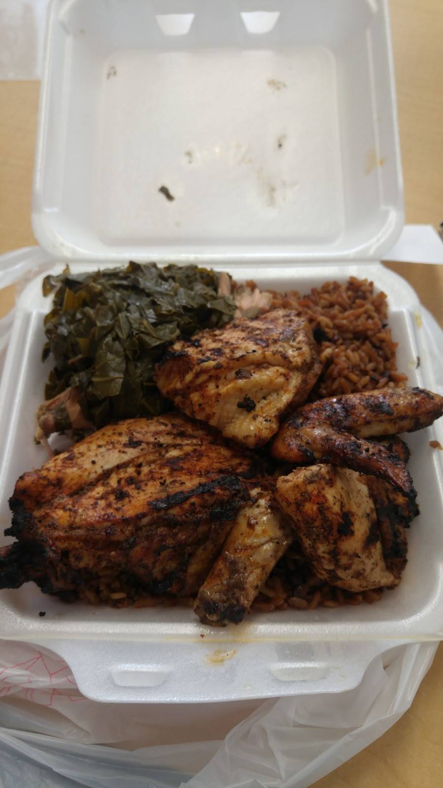 Hot Pots | meal takeaway | 2374 Main St, Hartford, CT 06120, USA | 8602410200 OR +1 860-241-0200