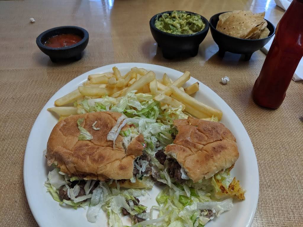 Perfectos Mexican Restaurant | restaurant | 5404 S 12th Ave, Tucson, AZ 85706, USA | 5208895651 OR +1 520-889-5651