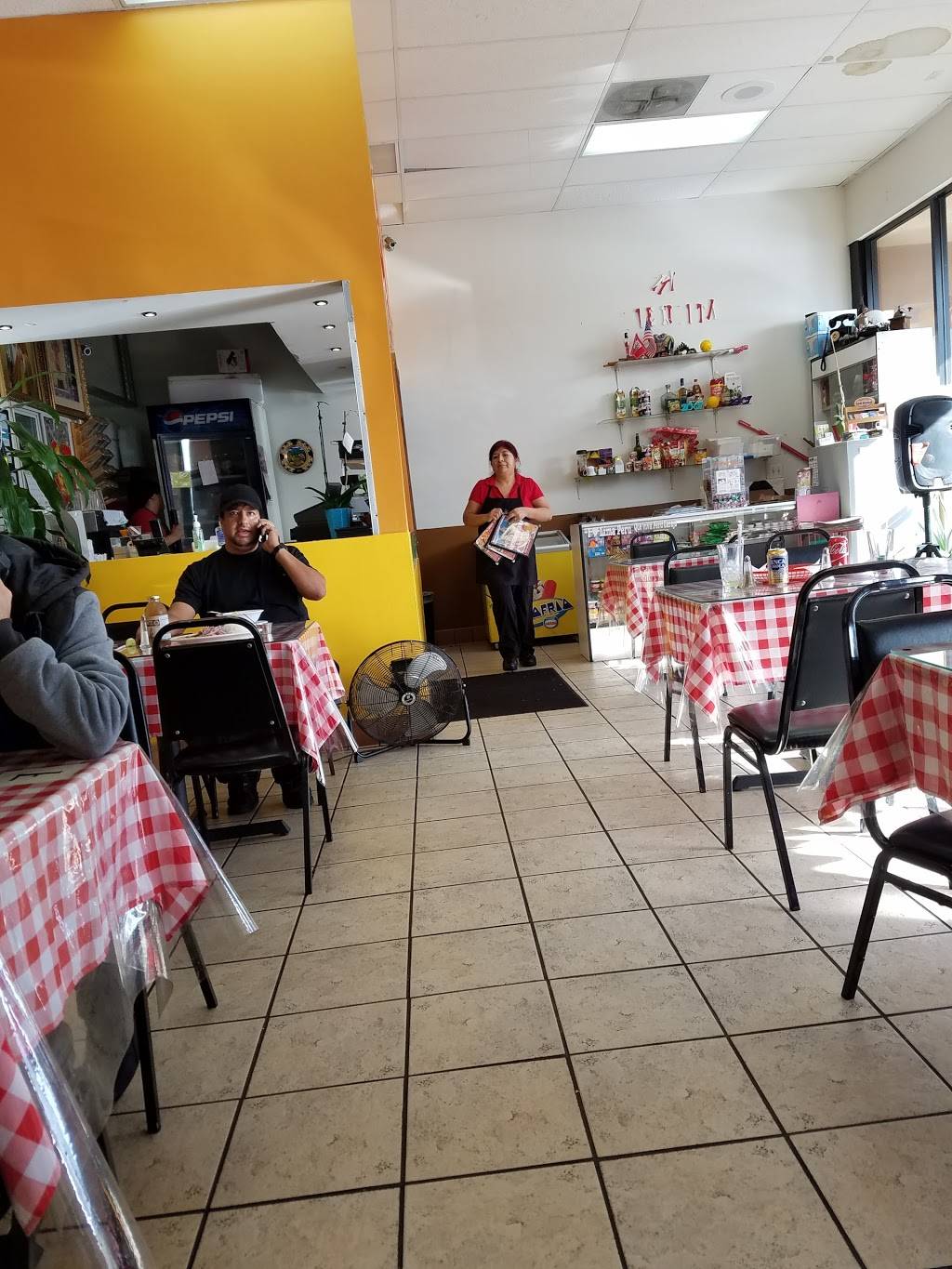 Los Andes Peruvian Restaurant | restaurant | 8330 Long Beach Blvd, South Gate, CA 90280, USA | 3235845145 OR +1 323-584-5145