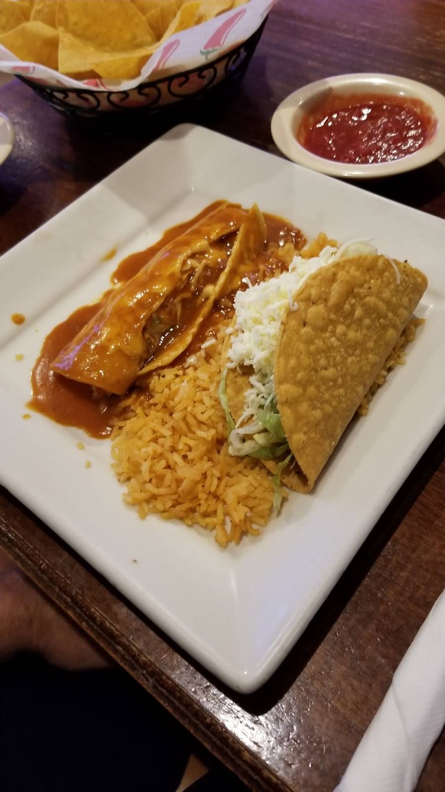 El Cazador | restaurant | 911 Main St, Altavista, VA 24517, USA | 4343697921 OR +1 434-369-7921