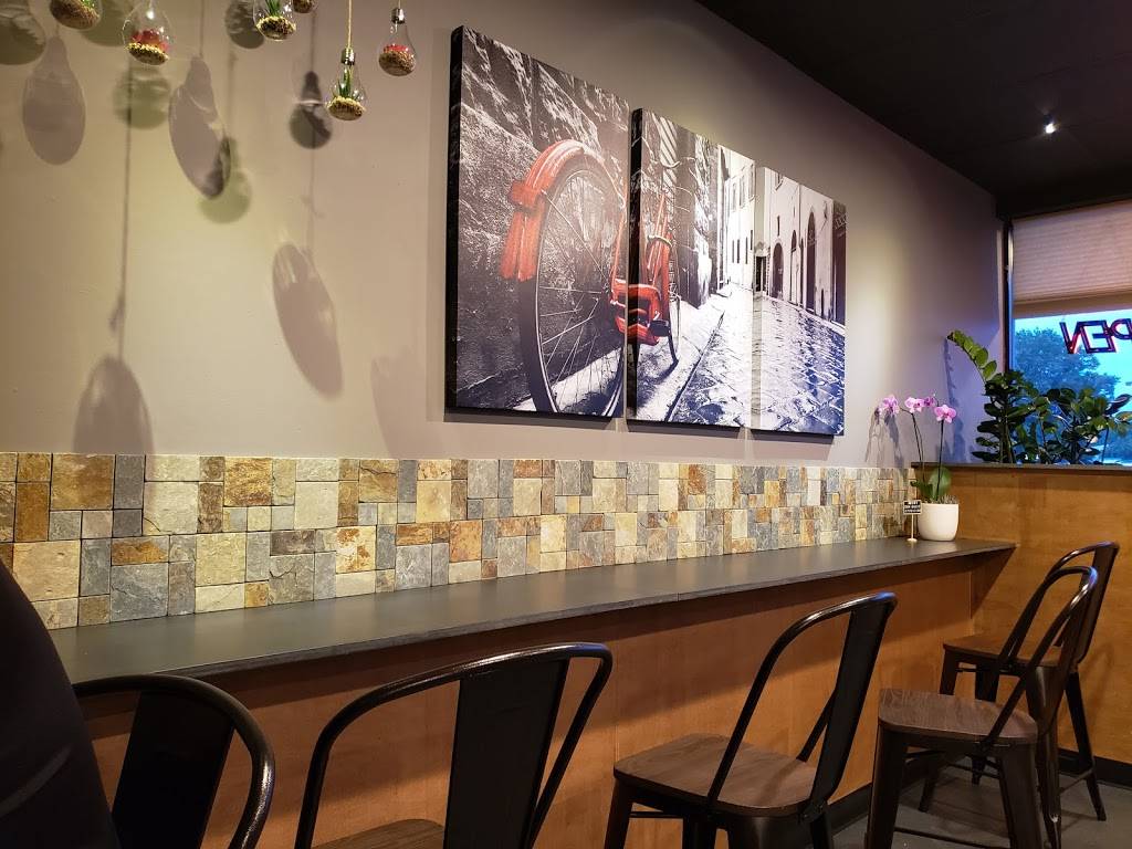 Chick N Roll | restaurant | 5660 Portsmouth Blvd Suite J, Portsmouth, VA 23701, United States | 7579565536 OR +1 757-956-5536