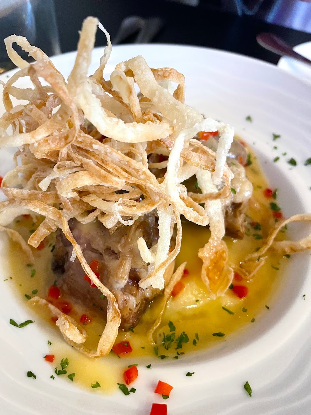 Triana | restaurant | 111 Carlisle Blvd NE, Albuquerque, NM 87106, USA | 5055036202 OR +1 505-503-6202