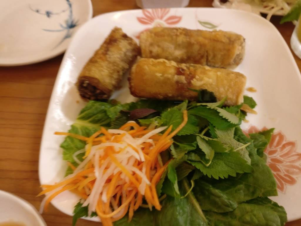 Banh Cuon Thang Long | restaurant | 6757 Wilson Blvd # 22, Falls Church, VA 22044, USA | 7035341746 OR +1 703-534-1746
