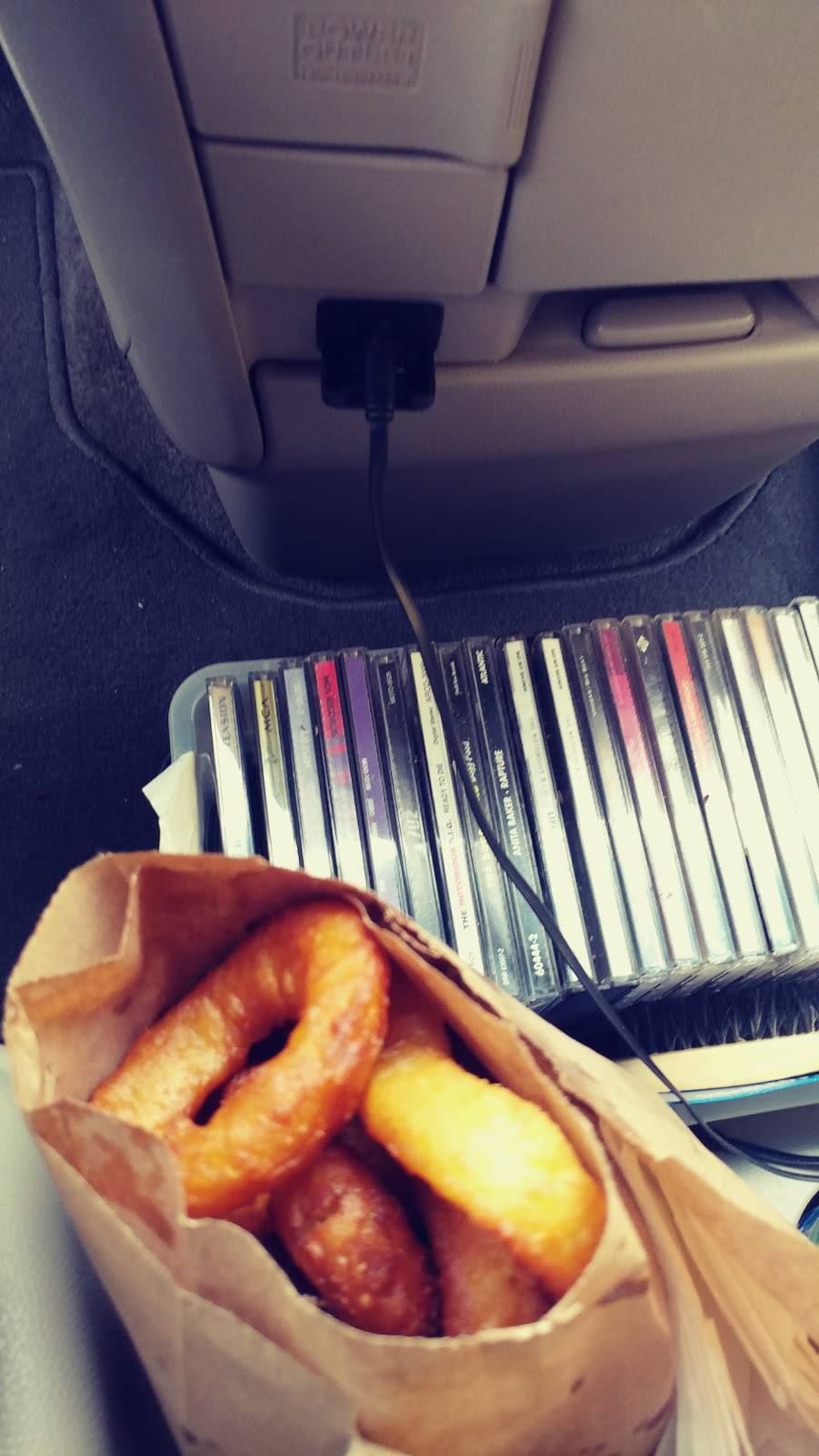 Monster Burger No. 2 | restaurant | 10901 S Main St, Los Angeles, CA 90061, USA | 3237552656 OR +1 323-755-2656