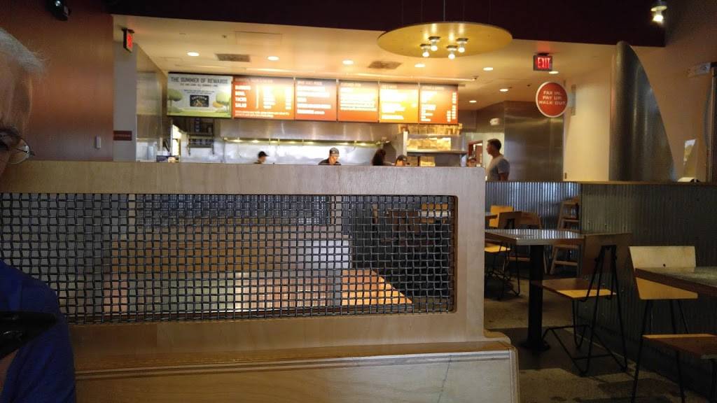 Chipotle Mexican Grill | restaurant | 210 Andover St Unit E194A, Peabody, MA 01960, USA | 9785314857 OR +1 978-531-4857