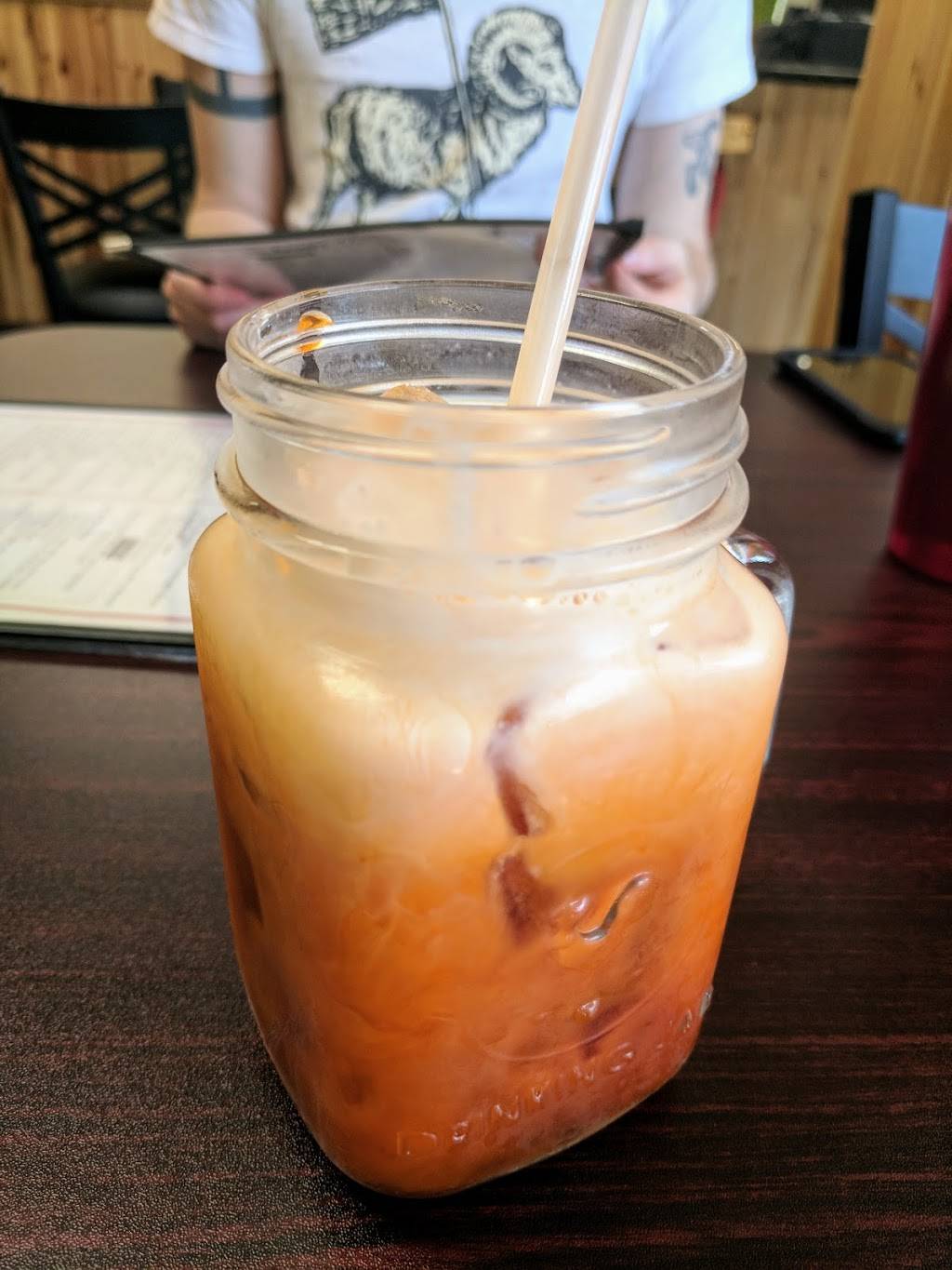 Nois Thai Kitchen | restaurant | 524-526 Milton Way, St Helens, OR 97051, USA | 9712224817 OR +1 971-222-4817