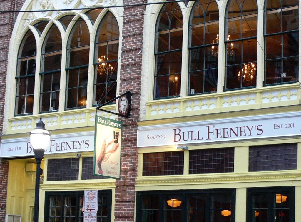 Bull Feeneys | restaurant | 375 Fore St, Portland, ME 04101, USA | 2077737210 OR +1 207-773-7210