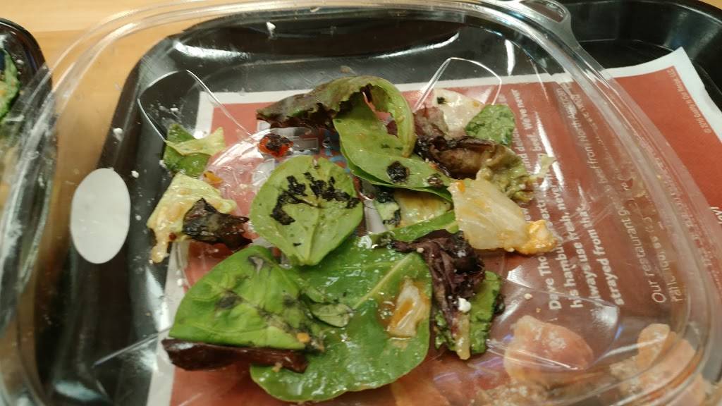 Wendys | restaurant | 560 SW Cutoff, Worcester, MA 01607, USA | 5087931601 OR +1 508-793-1601