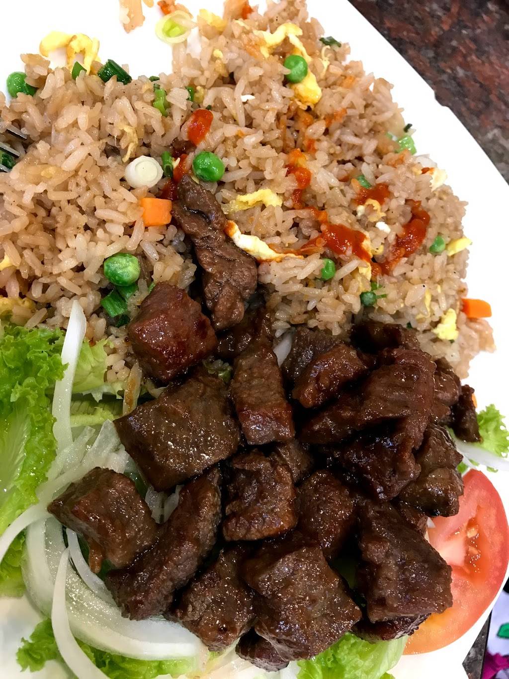 Thu Thu Sandwich | restaurant | 10502 Grant Rd B200, Houston, TX 77070, USA | 8326885922 OR +1 832-688-5922