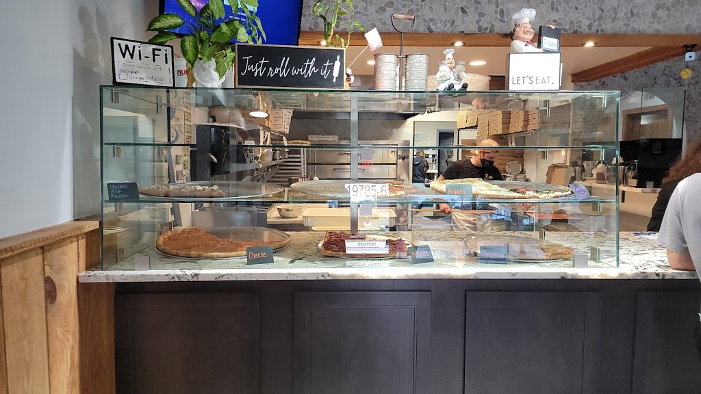 Aunt Lulus NY Style Pizza and Kitchen | restaurant | 19785 Hampton Dr B6, Boca Raton, FL 33434, USA | 5612457011 OR +1 561-245-7011