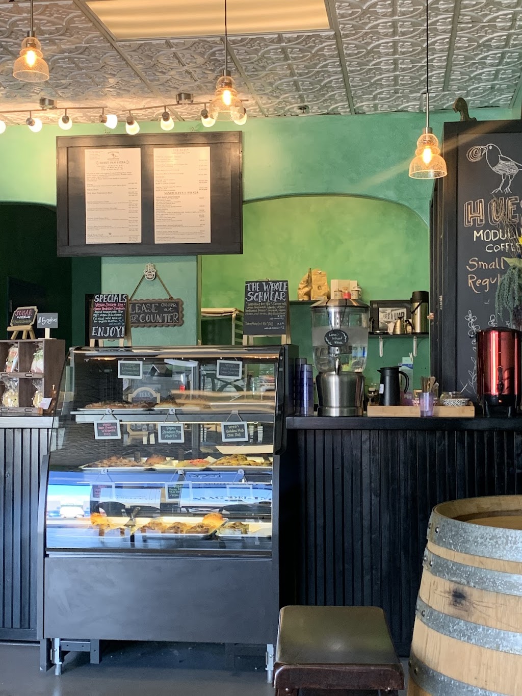 Magdelenas Savories & Sweets | bakery | 5306 Old Redwood Hwy N, Petaluma, CA 94954, USA | 7076650644 OR +1 707-665-0644