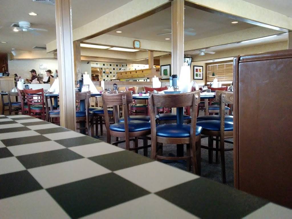 Pizza Hut | meal takeaway | 16476 Lincoln Hwy, Breezewood, PA 15533, USA | 8147354091 OR +1 814-735-4091