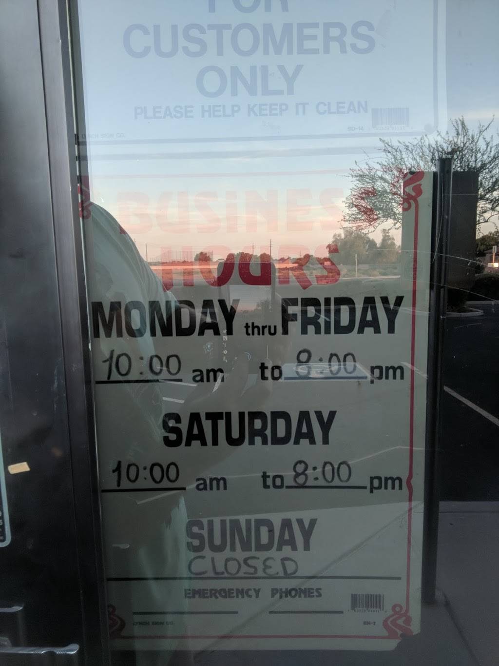 Maskadores taco shop | restaurant | 1530 S Val Vista Dr, Gilbert, AZ 85296, USA | 4805708298 OR +1 480-570-8298