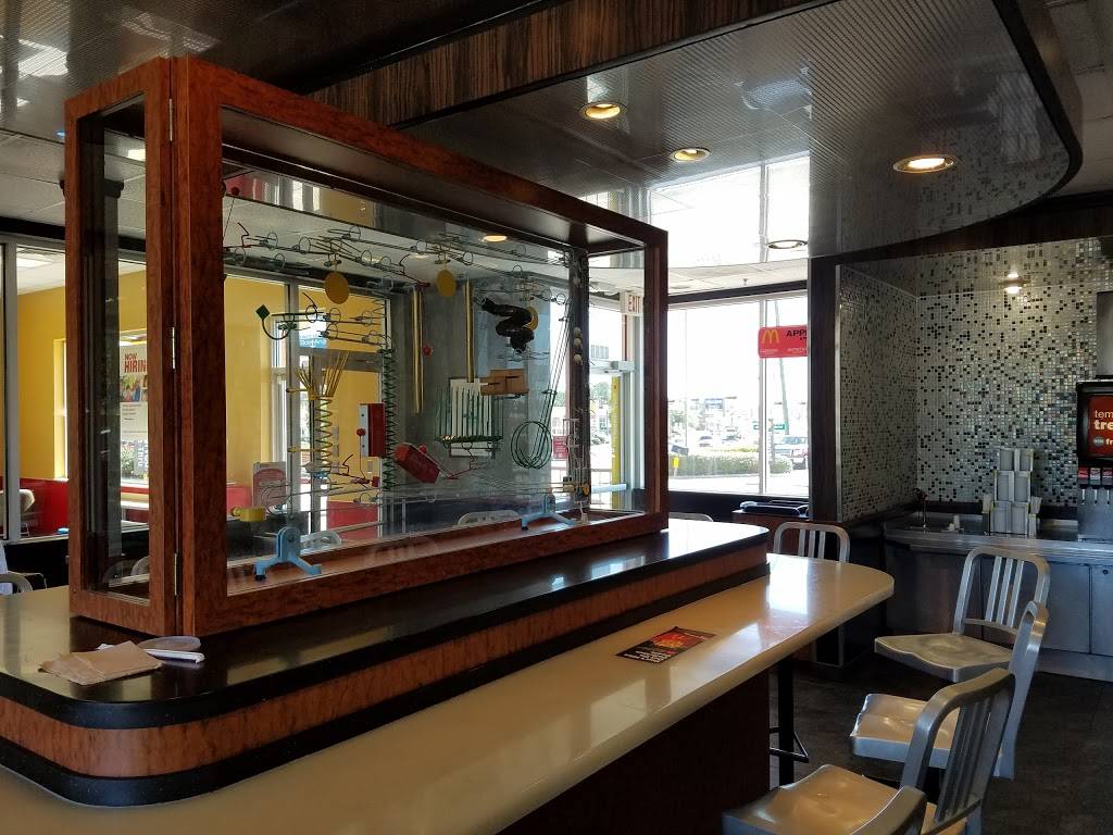 McDonalds | cafe | 6745 Farm to Market Rd 1488, Magnolia, TX 77354, USA | 2812526510 OR +1 281-252-6510