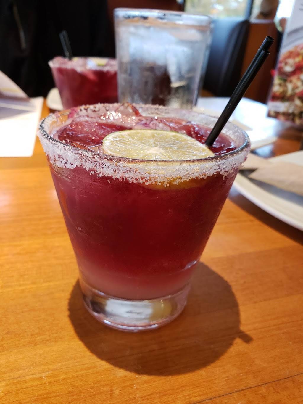 California Pizza Kitchen at Warrenville | restaurant | 28258 Diehl Rd, Warrenville, IL 60555, USA | 6303930852 OR +1 630-393-0852