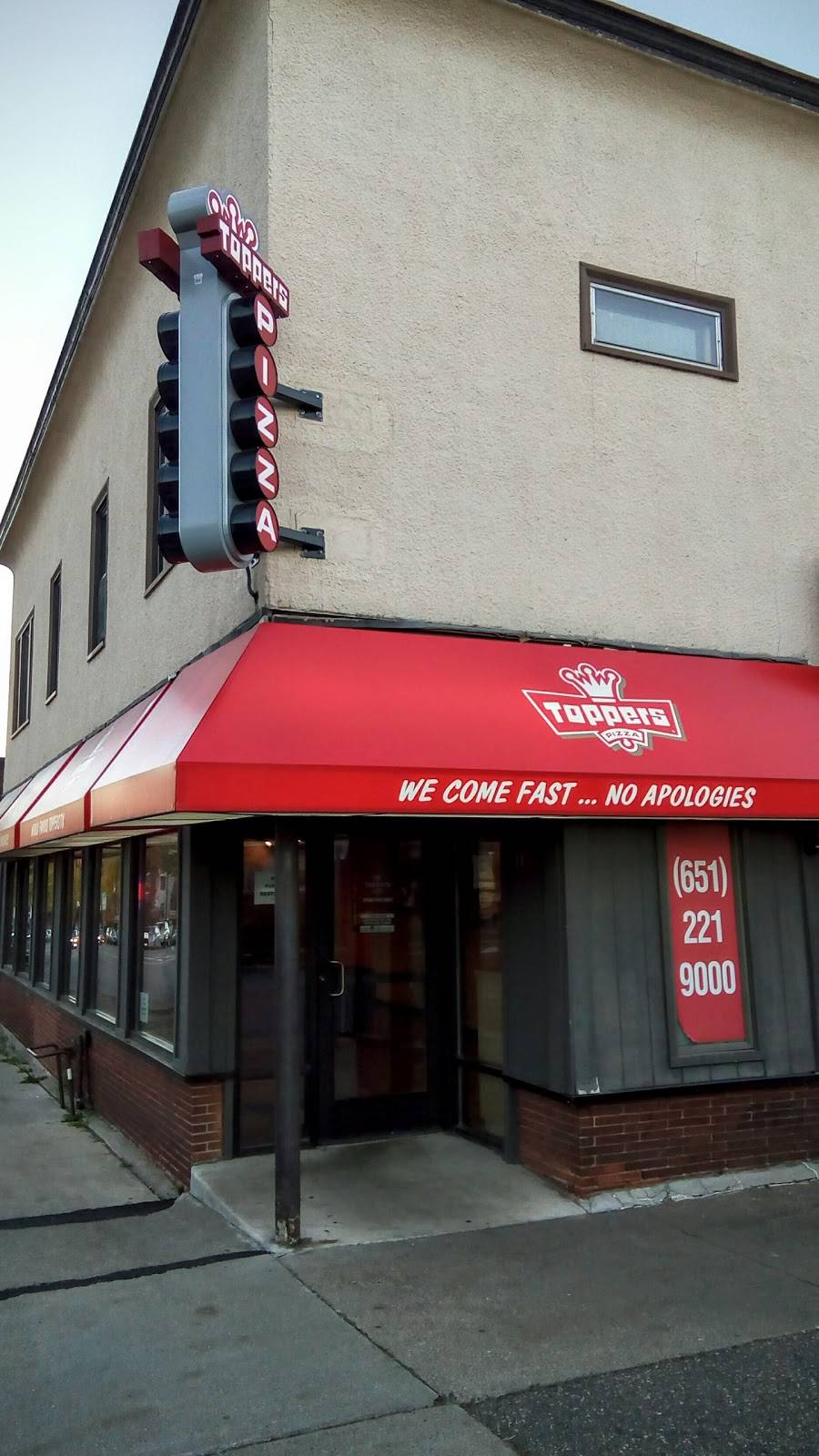 Toppers Pizza | meal delivery | 1154 Grand Ave, St Paul, MN 55105, USA | 6512219000 OR +1 651-221-9000