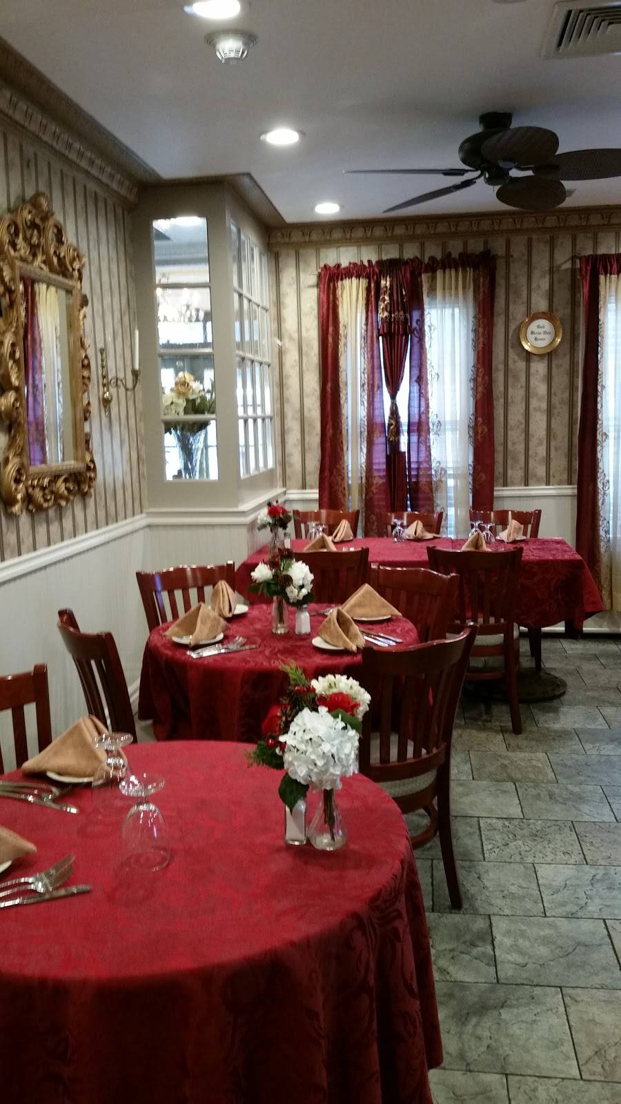 Garden Grill | restaurant | 64 N Country Rd, Smithtown, NY 11787, USA | 6312658771 OR +1 631-265-8771