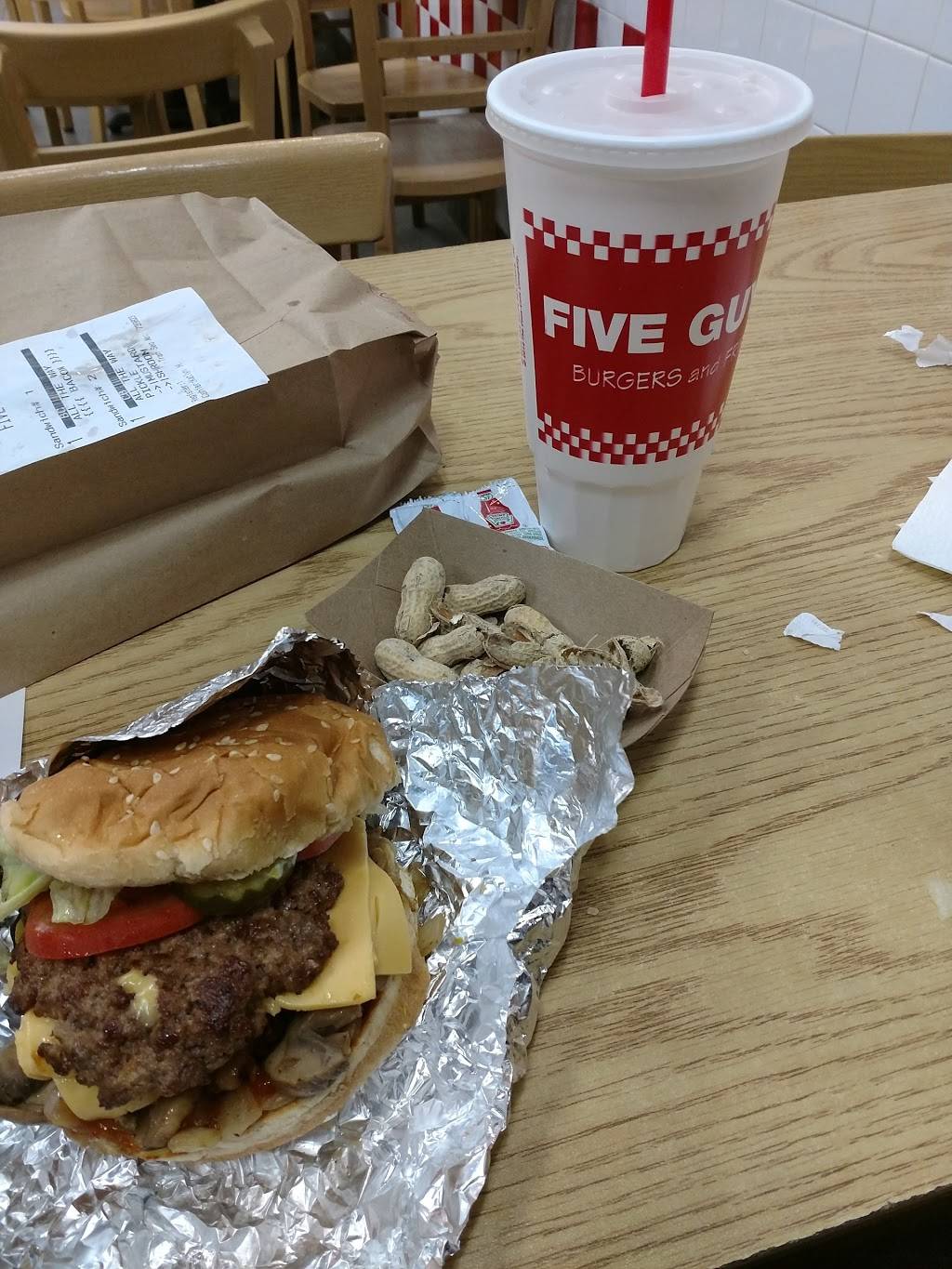 Five Guys | meal takeaway | 250 N Plainfield Rd, West Lebanon, NH 03784, USA | 6037908076 OR +1 603-790-8076
