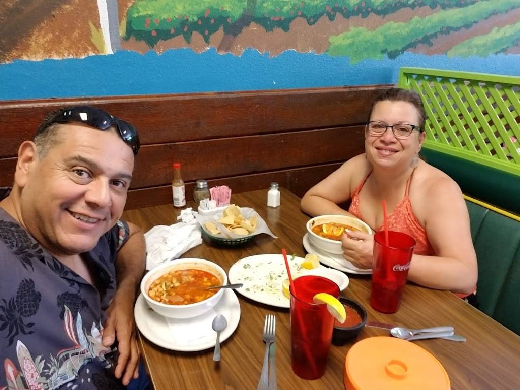 La Mexicana | restaurant | 631 13th St, Paso Robles, CA 93446, USA | 8052379697 OR +1 805-237-9697