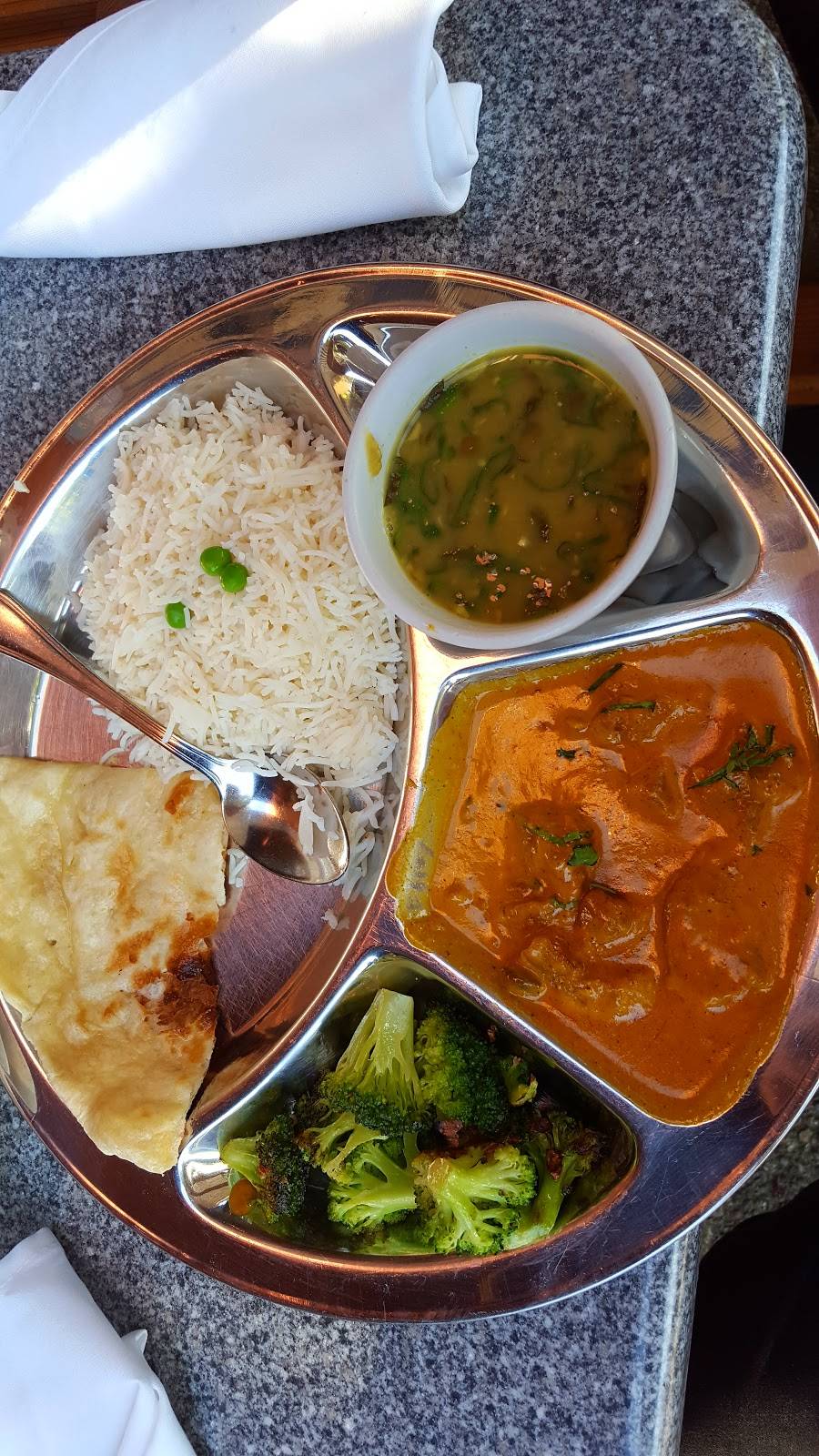 Himalayan Sherpa Kitchen | restaurant | 1148 Main St, St Helena, CA 94574, USA | 7079634439 OR +1 707-963-4439