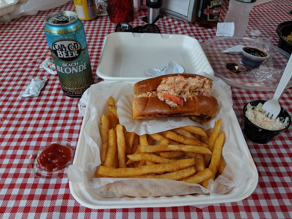 Breakwater Fish & Lobster Market | restaurant | 235 Underpass Rd, Brewster, MA 02631, USA | 5088967080 OR +1 508-896-7080