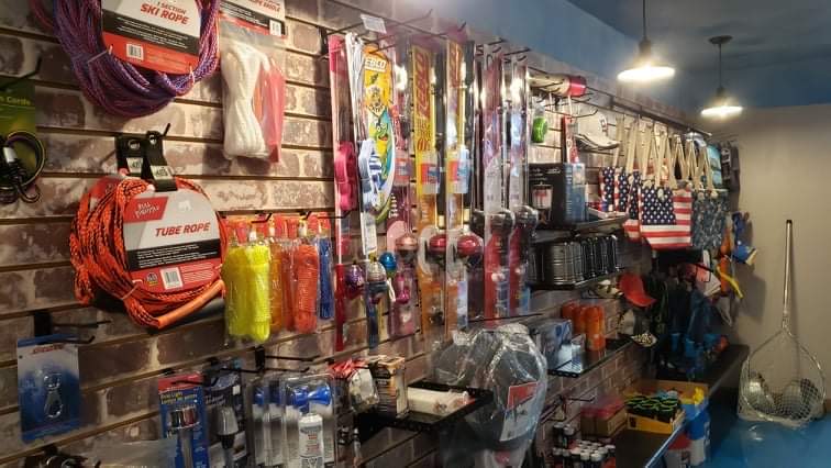 Boondocks Bait & More | restaurant | 995 SH 22, Whitney, TX 76692, USA | 2546942248 OR +1 254-694-2248