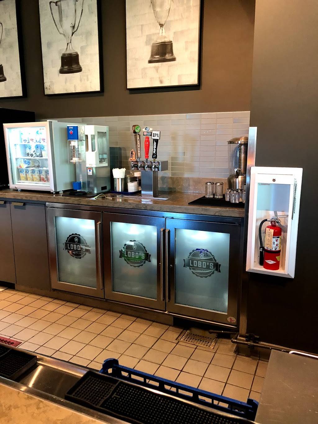 Lobos Cafe | restaurant | Rohnert Park, CA 94928, USA | 7076644027 OR +1 707-664-4027