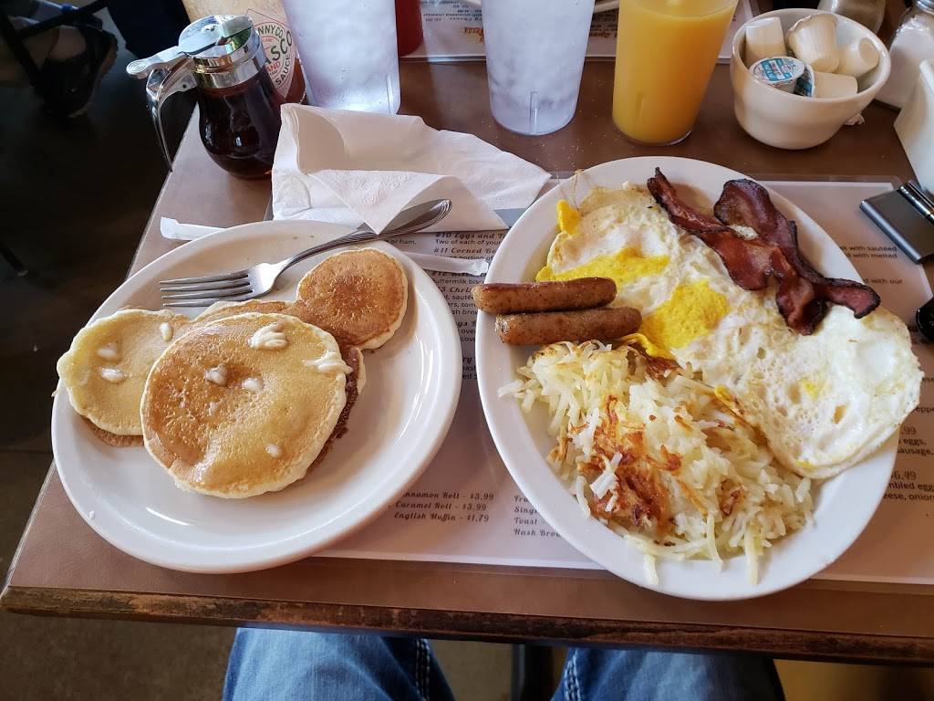 Suzies Kitchen | restaurant | 15023 Crestone Ave, Rosemount, MN 55068, USA | 6513228393 OR +1 651-322-8393