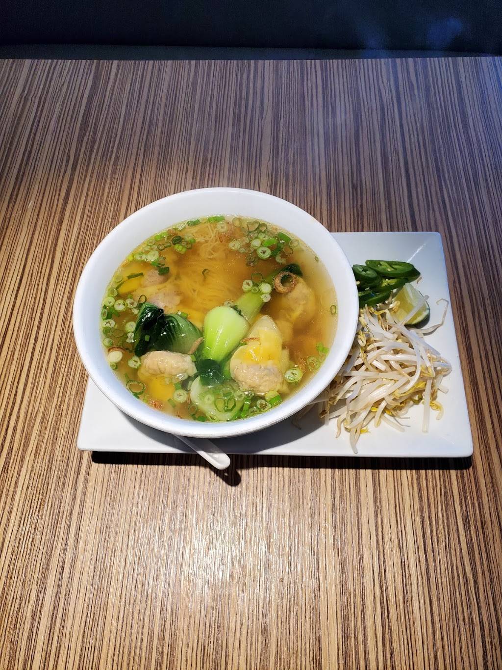 Pho Delray | restaurant | 6592 W Atlantic Ave, Delray Beach, FL 33446, USA | 5612702951 OR +1 561-270-2951