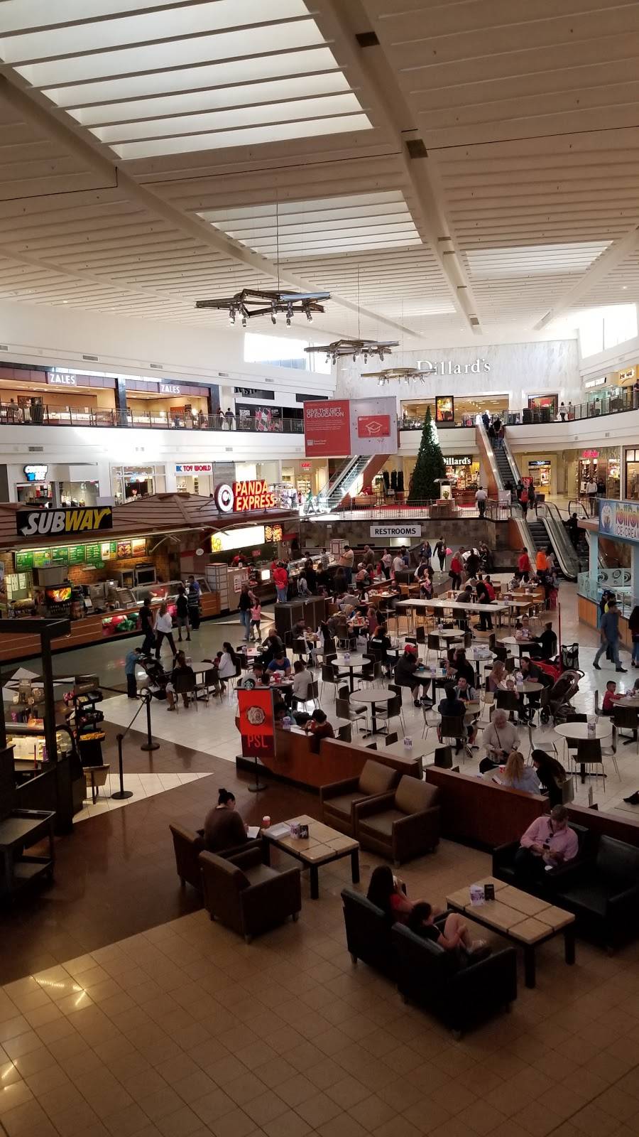 Panda Express | restaurant | 18813 East 39th St S, Independence, MO 64057, USA | 8167959960 OR +1 816-795-9960