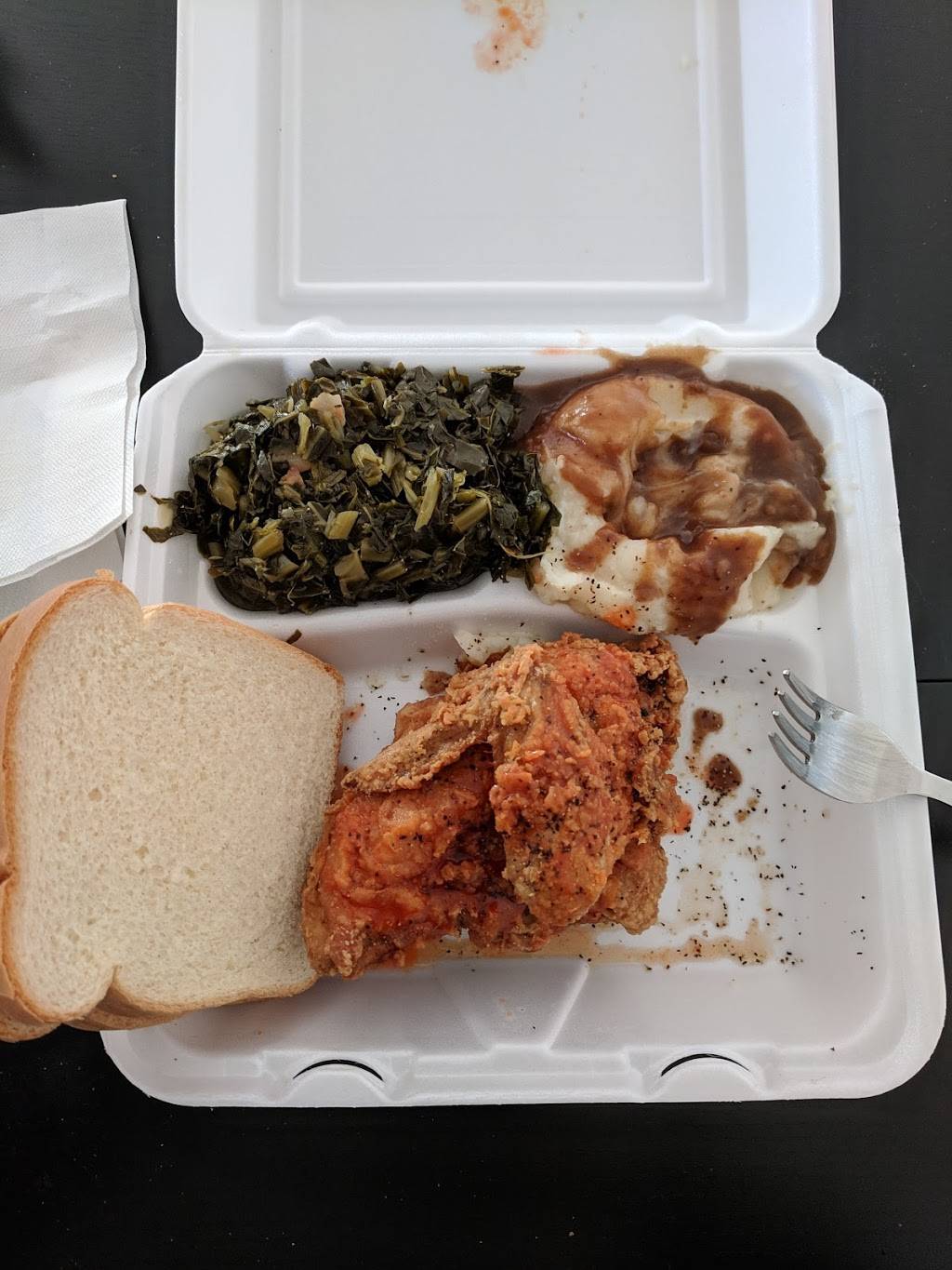 Blue and White Carry Out | meal takeaway | 1024 Wythe St, Alexandria, VA 22314, USA | 7035483867 OR +1 703-548-3867