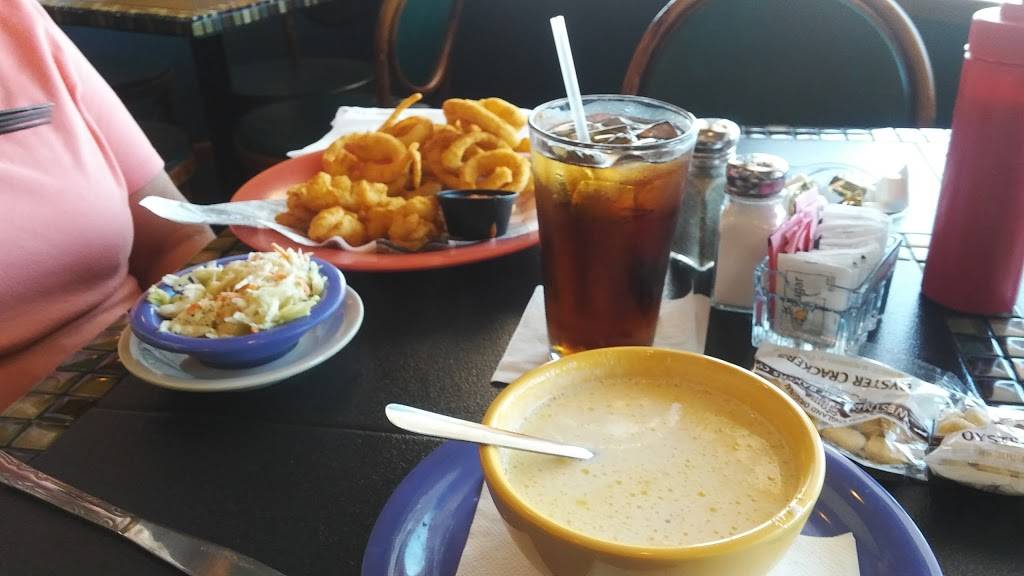 Bettys A1A Cafe | restaurant | 1900 Ocean Shore Blvd, Ormond Beach, FL 32176, USA | 3864418131 OR +1 386-441-8131