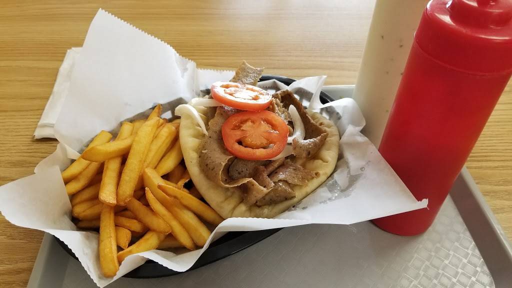 Gyro Palace | restaurant | 4884 Airway Rd, Riverside, OH 45431, USA | 9372543895 OR +1 937-254-3895