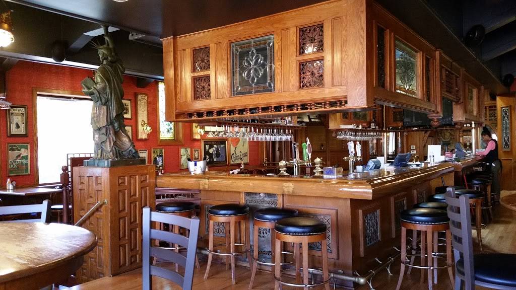 Gilhooleys Grande Saloon Inc | restaurant | 3901 W 103rd St, Chicago, IL 60655, USA | 7732332200 OR +1 773-233-2200