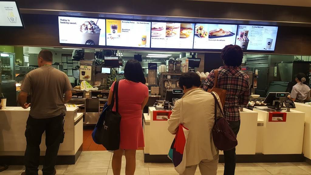 McDonalds | cafe | 106-15 71st Ave, Forest Hills, NY 11375, USA | 7187938181 OR +1 718-793-8181