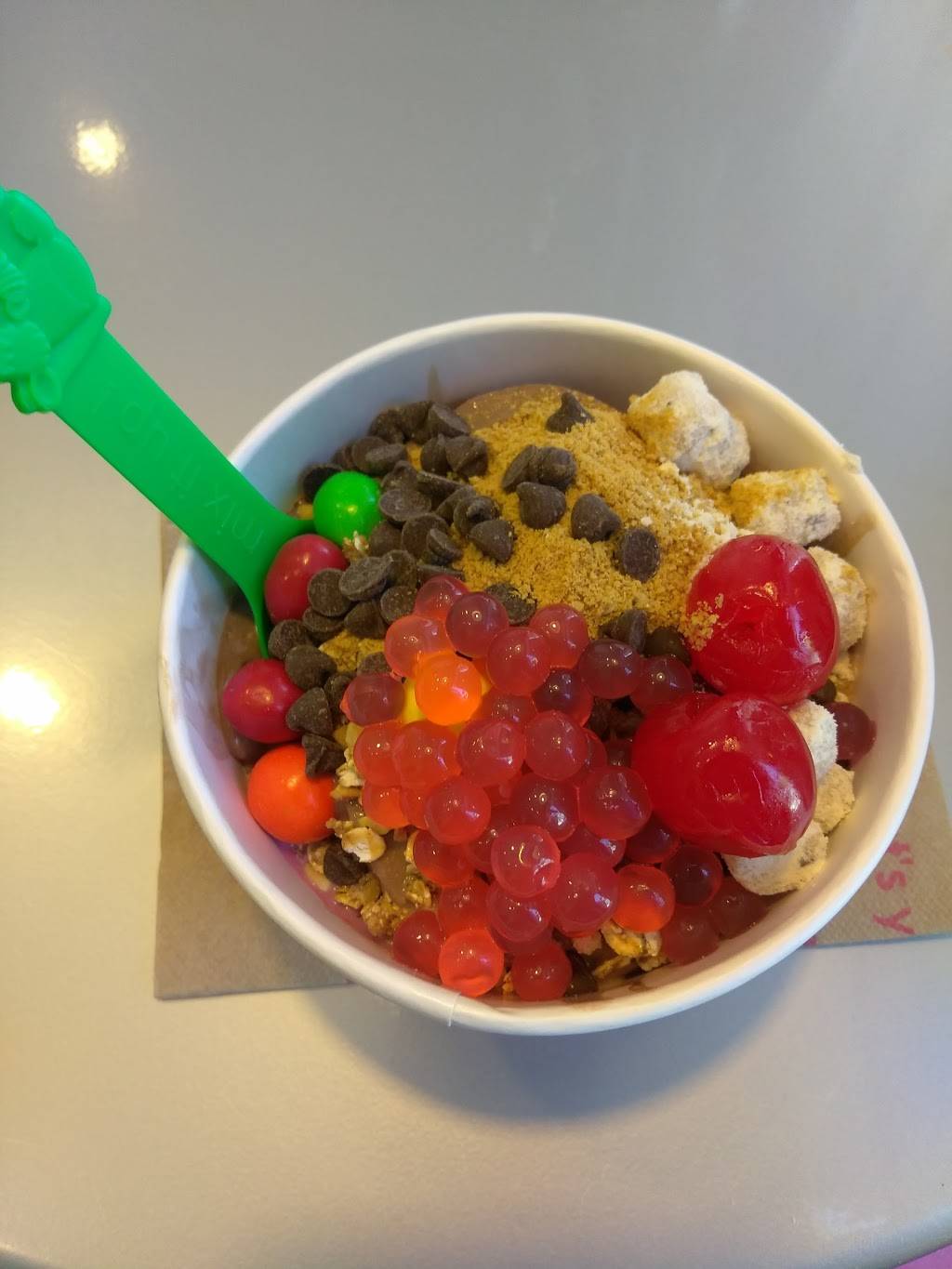 Menchies Frozen Yogurt | bakery | 1830 NE Pine Island Rd Ste 140, Cape Coral, FL 33909, USA | 2395739951 OR +1 239-573-9951