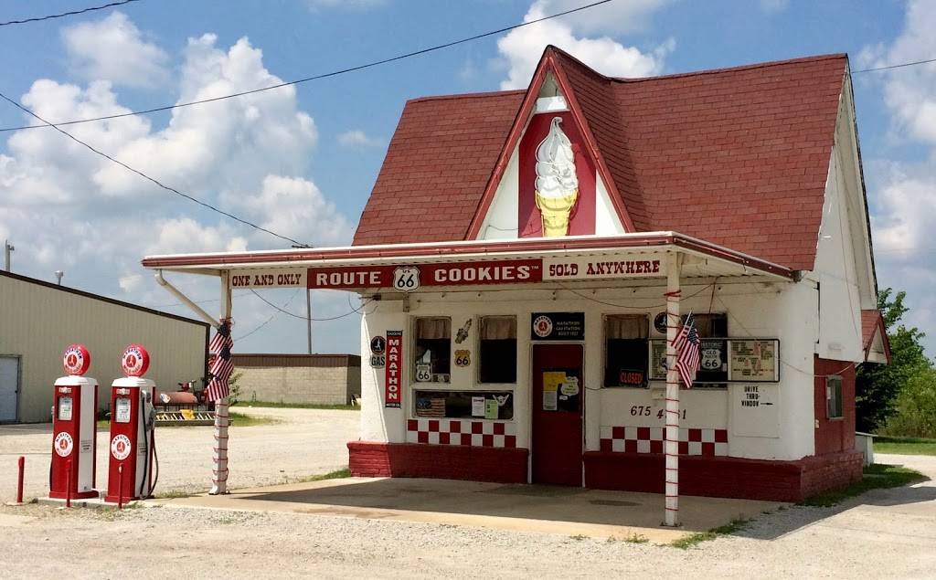 Dairy King | restaurant | 100 N Main St, Commerce, OK 74339, USA | 9186754261 OR +1 918-675-4261